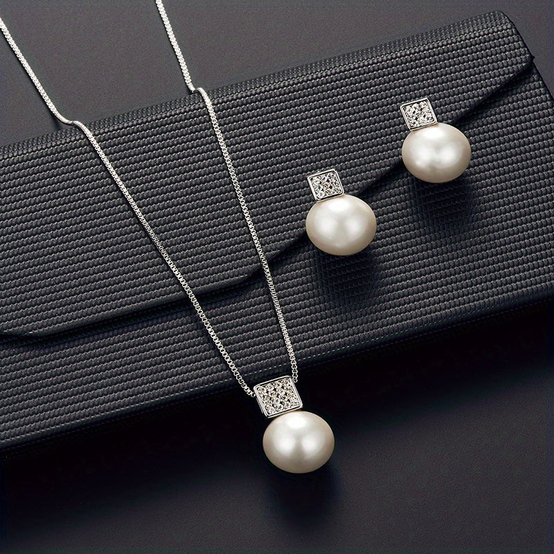 Fashionable Women'S Imitation Pearl Necklace And Earring Jewelry Set, Featuring a Simple Square Rhinestone Pendant And Stud Earrings, Perfect As a Two-Piece Accessory Gift for Birthdays, Parties, Celebrations, And Holidays, Ideal for Mothers And Girlfrien