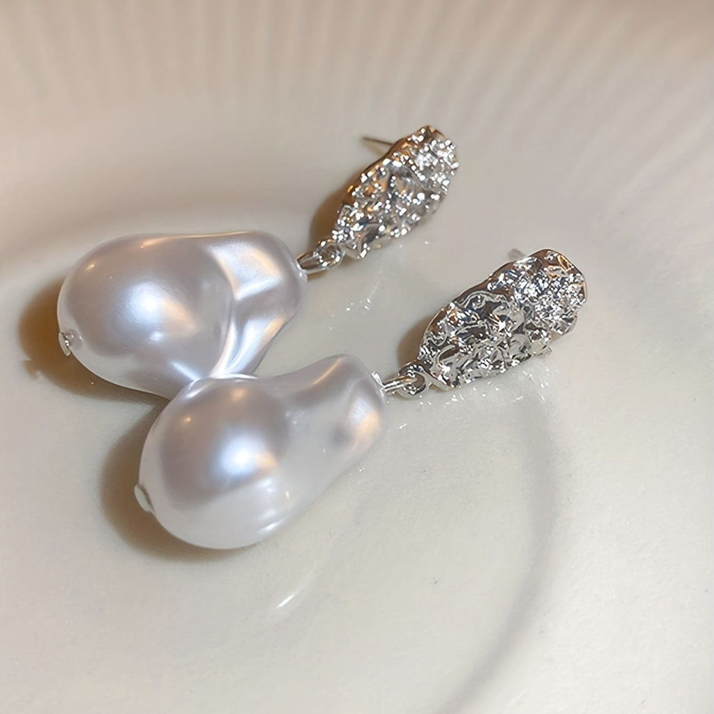 A Pair of Japanese and Korean Style Pleated Geometric Irregular Plastic Earrings