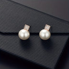 Fashionable Women'S Imitation Pearl Necklace And Earring Jewelry Set, Featuring a Simple Square Rhinestone Pendant And Stud Earrings, Perfect As a Two-Piece Accessory Gift for Birthdays, Parties, Celebrations, And Holidays, Ideal for Mothers And Girlfrien