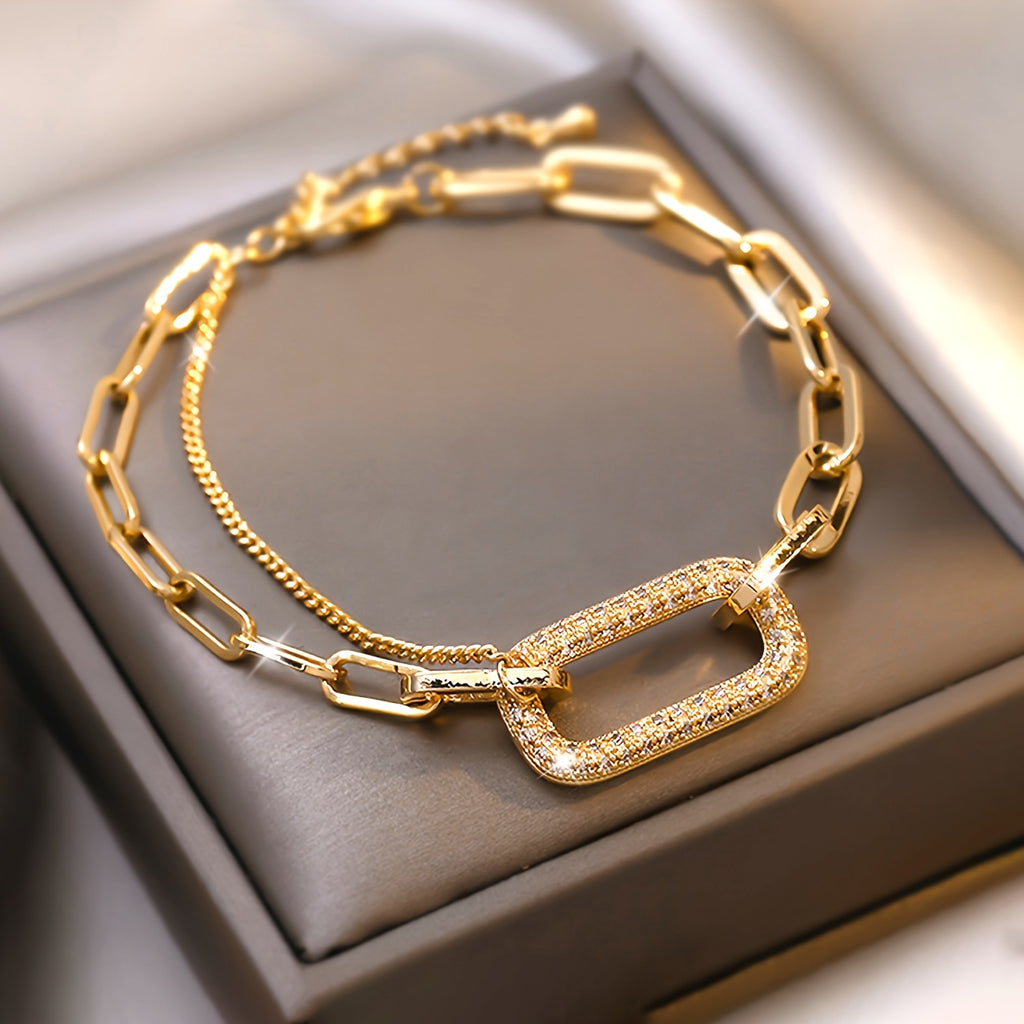 A Popular Women'S Bracelet Featuring a Unique, Fashionable Hollow Geometric Square Design, Embodying a Touch of Luxury