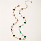 Nova Colar Curto Vintage Único com Diamantes e Pedra Sintética Verde Estilo Europeu e Americano para Mulheres