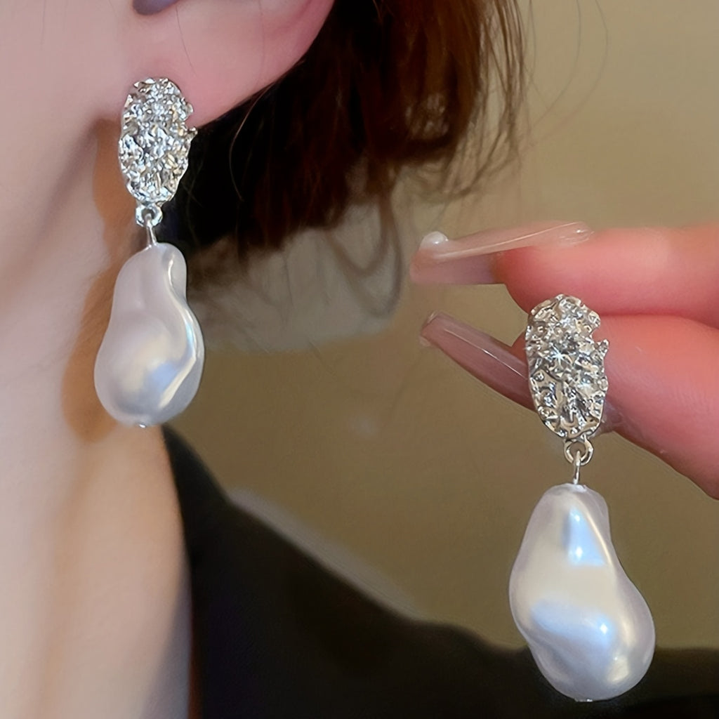 A Pair of Japanese and Korean Style Pleated Geometric Irregular Plastic Earrings