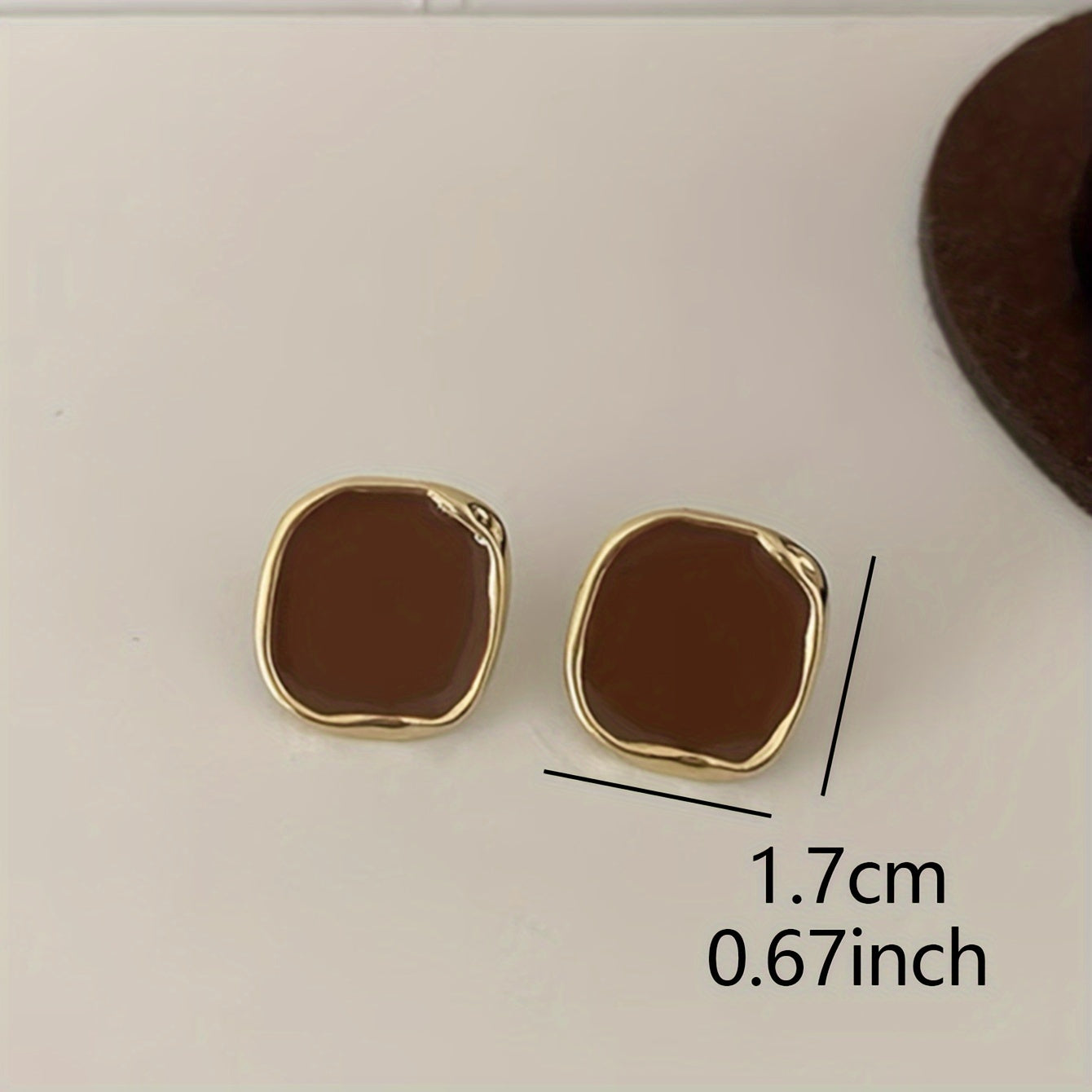 Brincos de Estudo Quadrados Geométricos de Inspiração Vintage para Mulheres - Versáteis & Chiques, Perfeitos para Vestuário Casual ou Festas