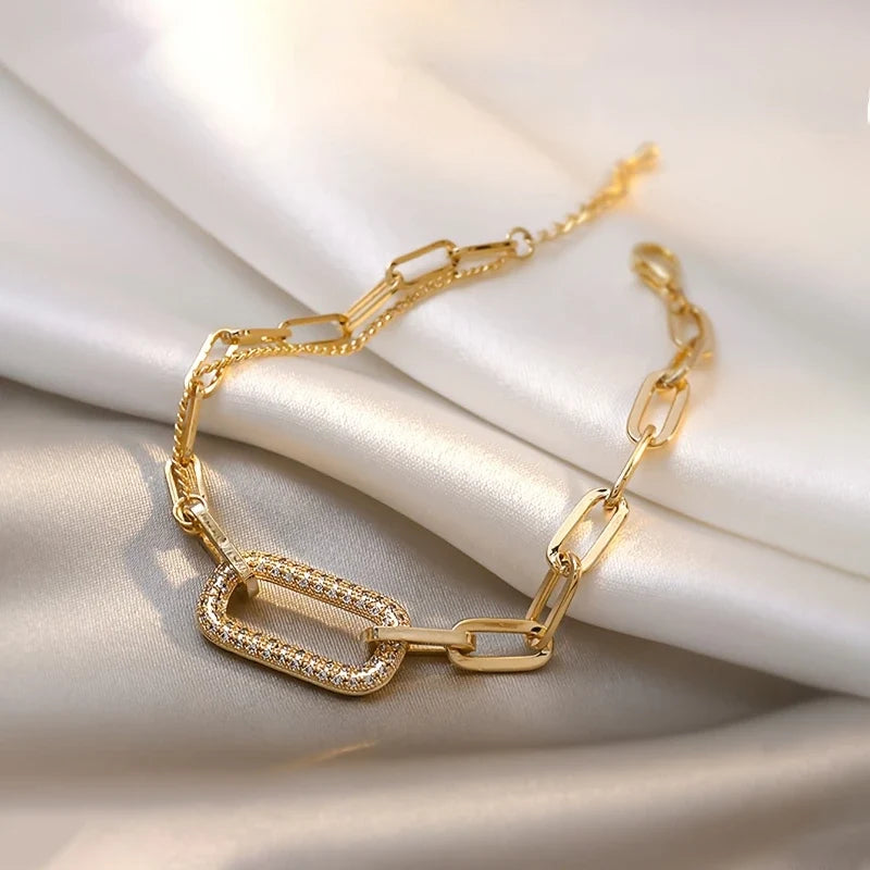 Bracelets for Women – Virella Geometric Gold Bracelet detail view