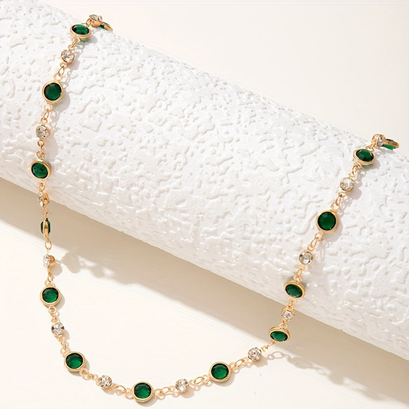 Nova Colar Curto Vintage Único com Diamantes e Pedra Sintética Verde Estilo Europeu e Americano para Mulheres