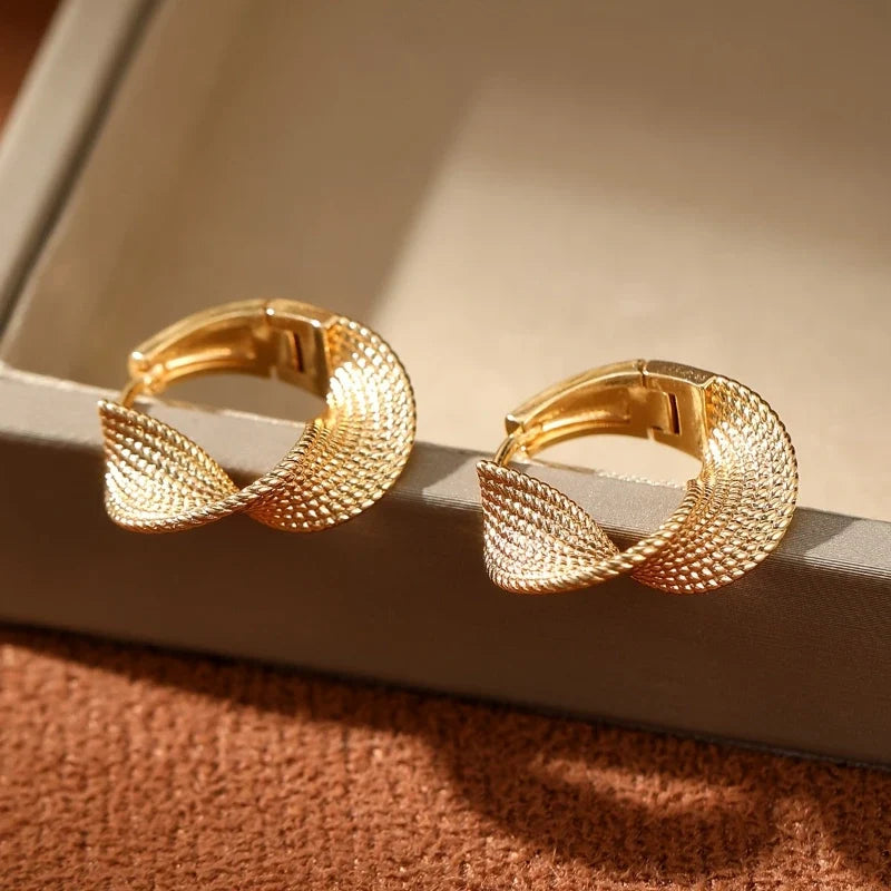Earrings for Women – Marisol Wave Gold-Plated Earrings, close-up detail